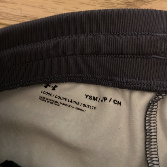Youth small under armour jogger pants - Picture 4 of 5